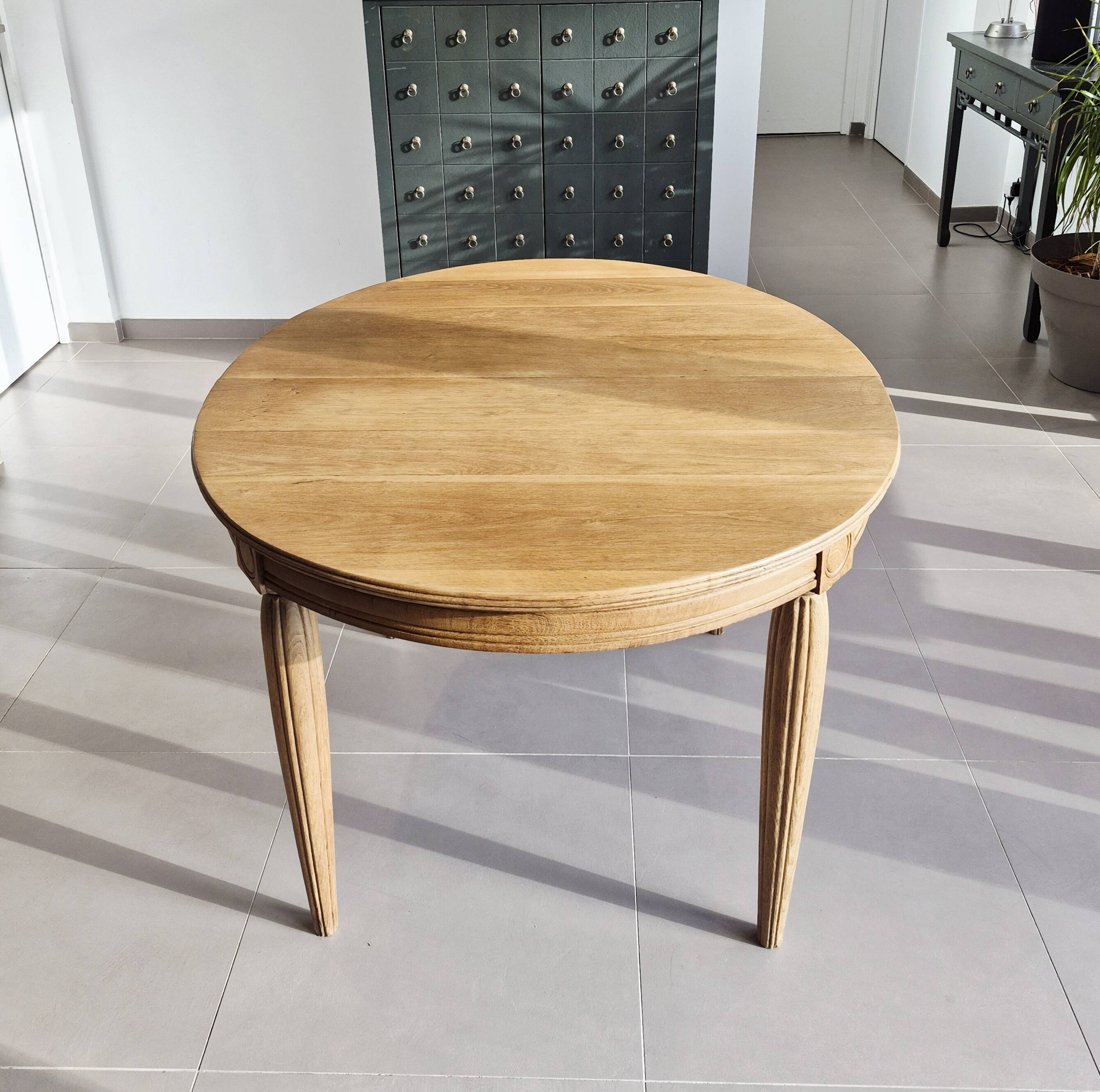 Art Deco round table