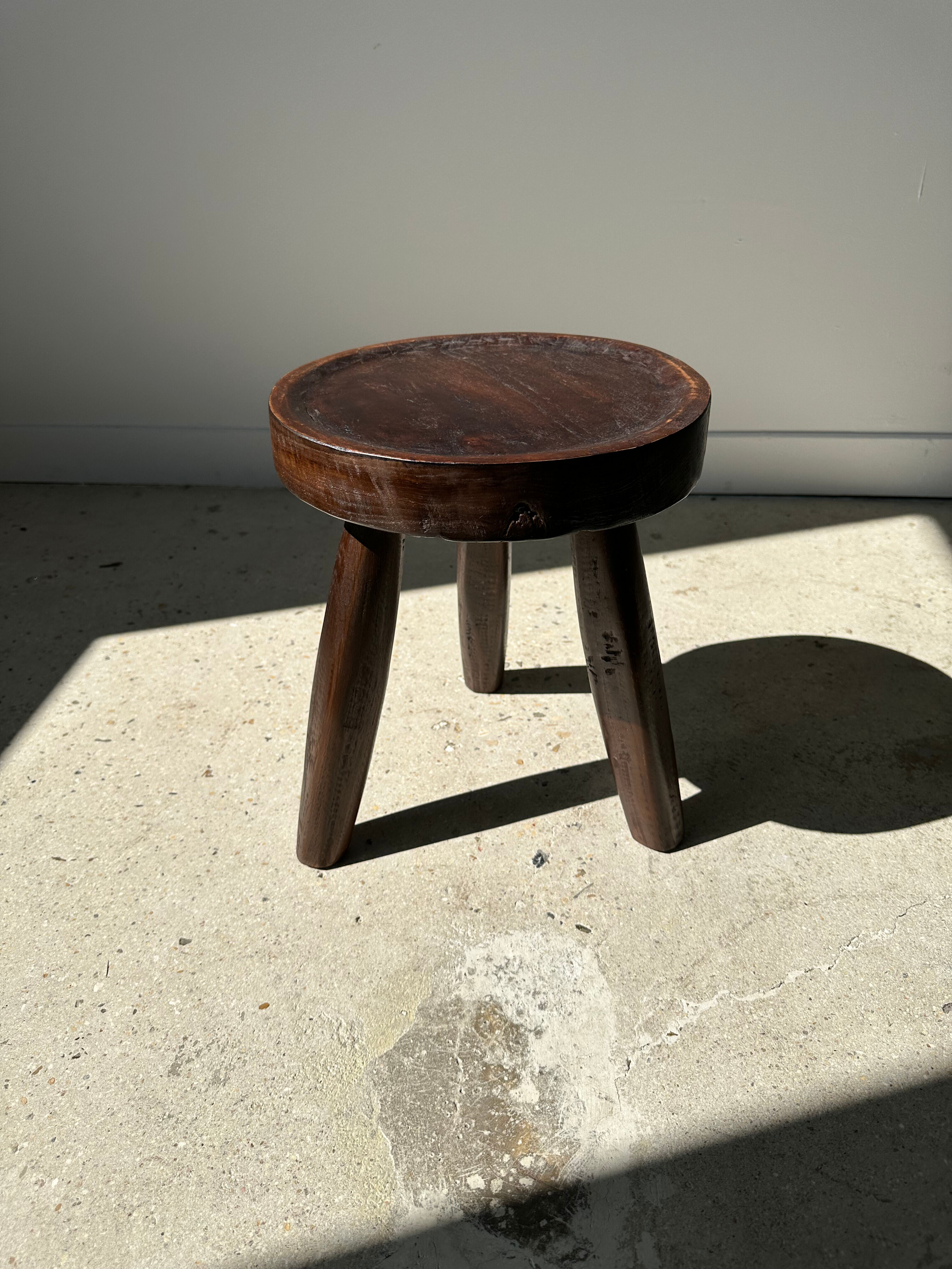 Brown solid wood stool hollow circular seat h:35cm d:30cm