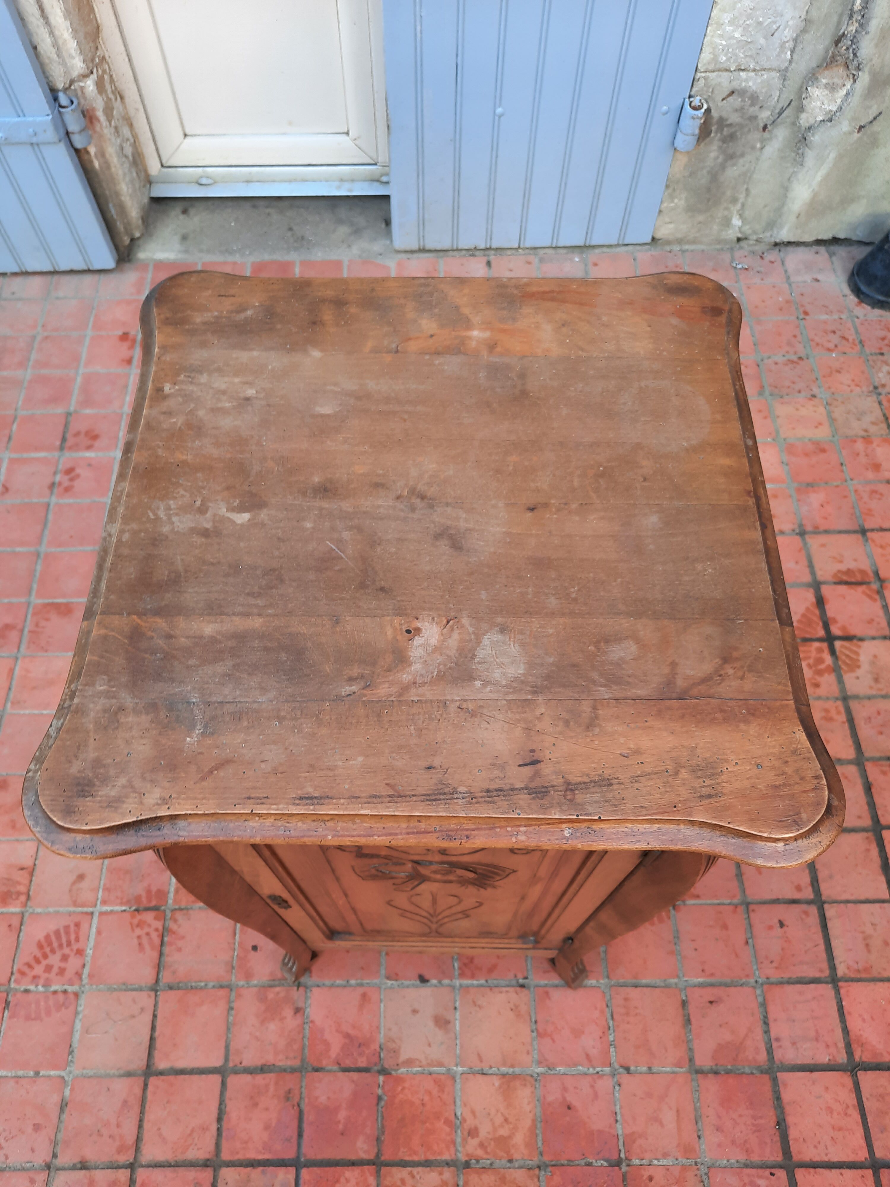 Small piece of furniture year 50