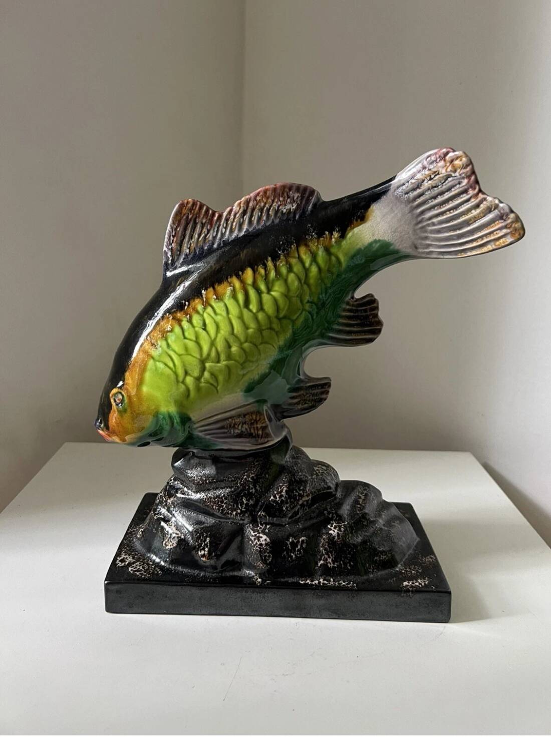 Poisson en plâtre émaillé vintage