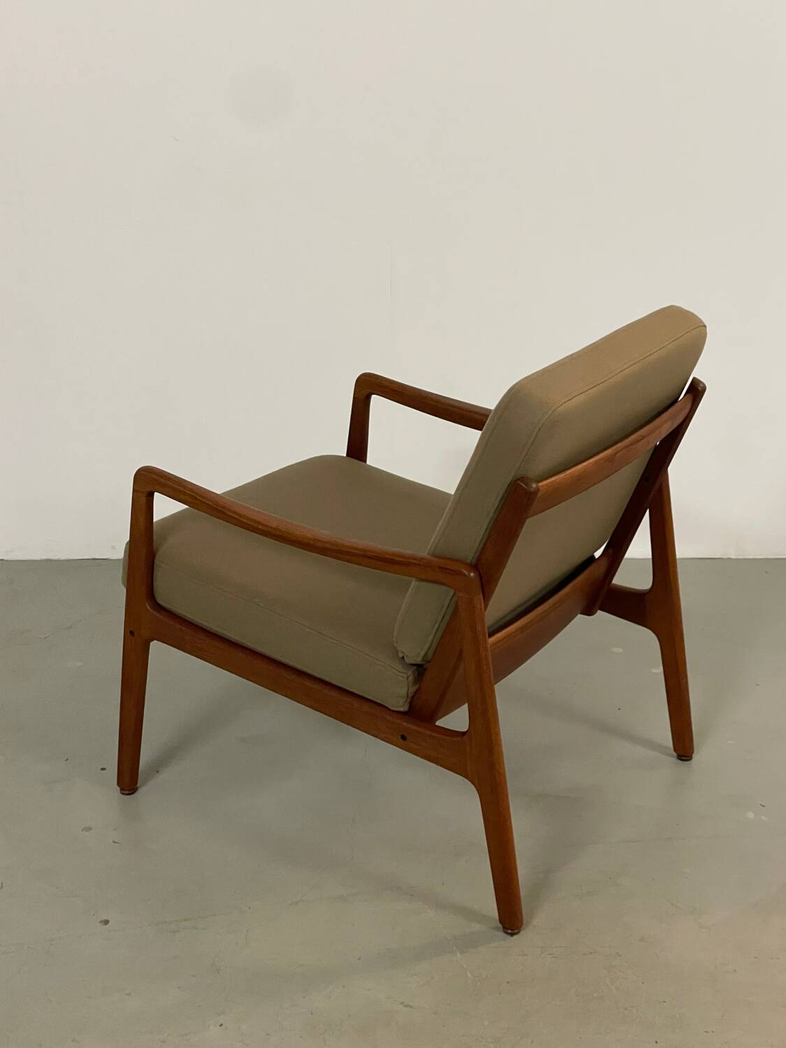 Fauteuils danois en teck par Ole Wanscher années 1960 MidCentury