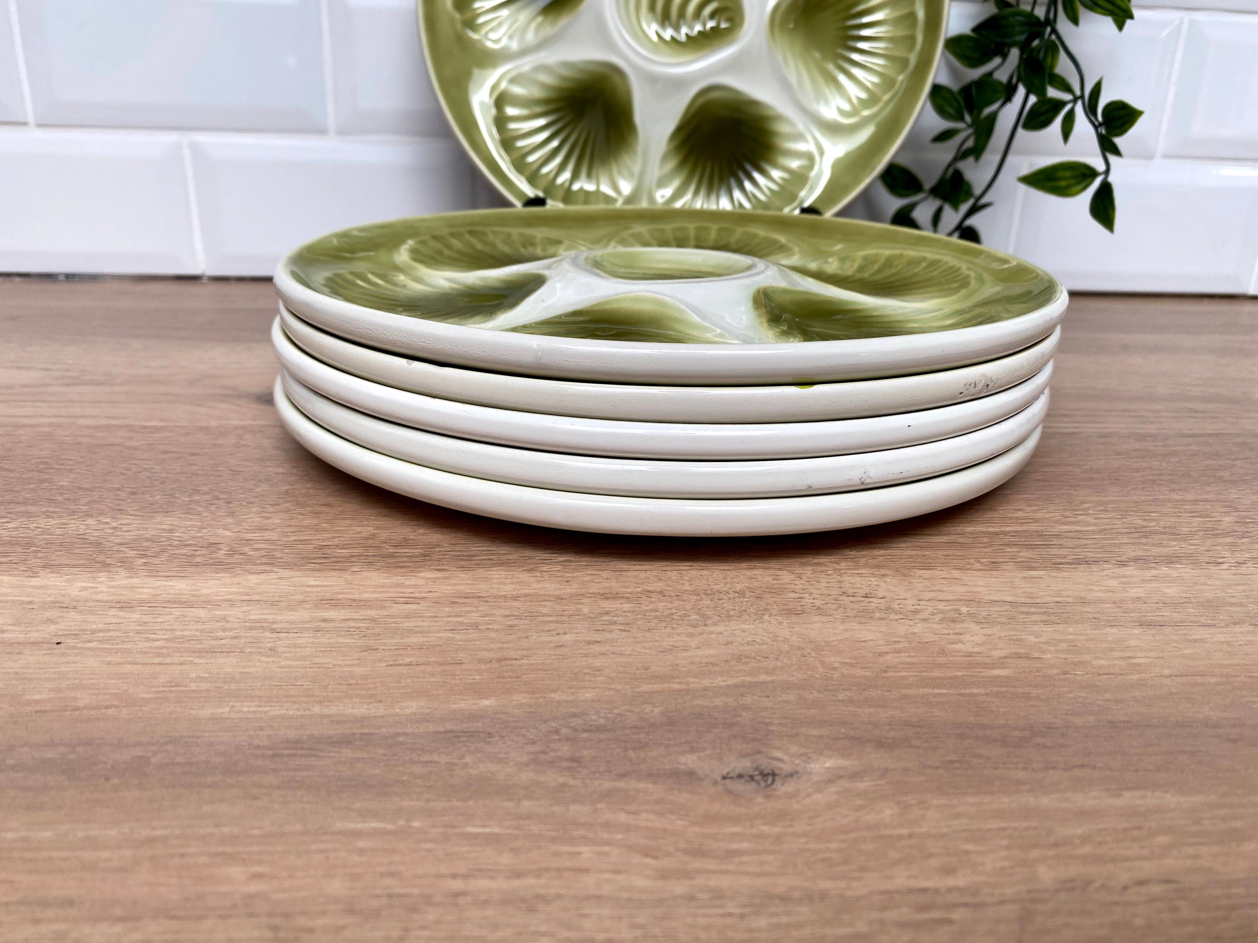 Set of 6 oyster plates in Earthenware Mill of Wolves