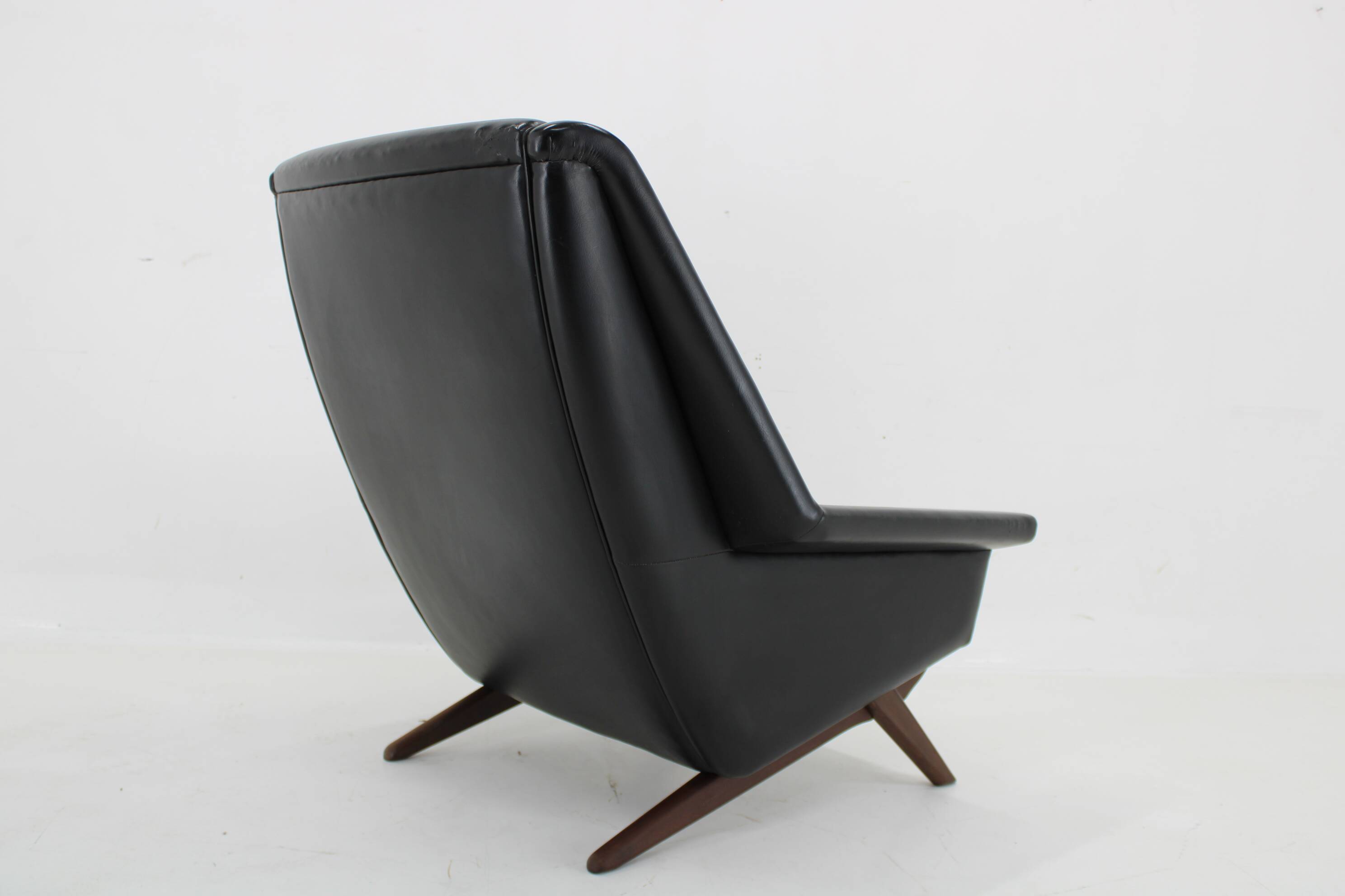 1970s Folke Ohlsson Armchair 4410 in Leatherette, Denmark