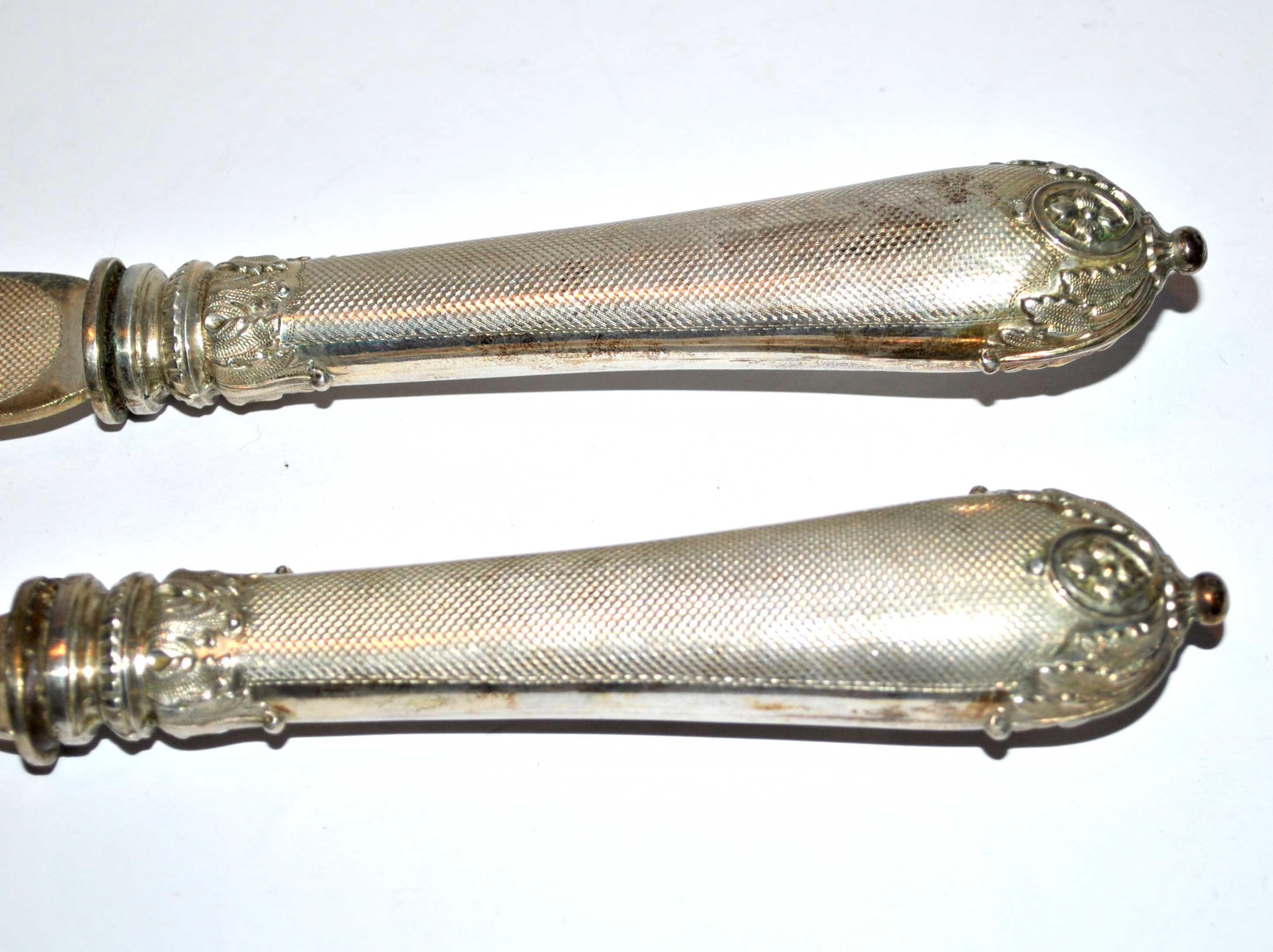 Old stuffed silver fish service - Engraved and guilloché napoleon III service cutlery