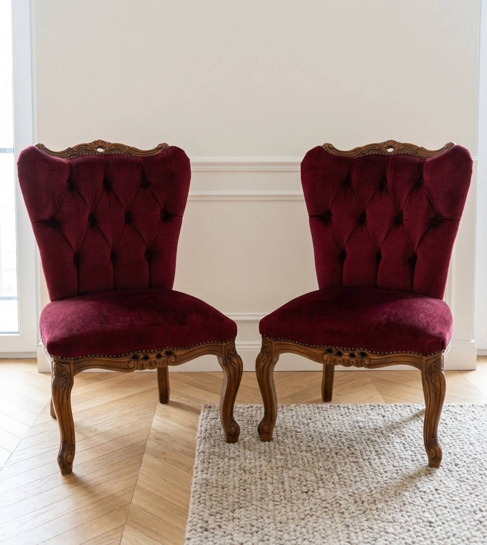 Pair of Baroque style armchairs in red velvet
