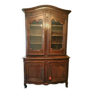 Two-part glass buffet