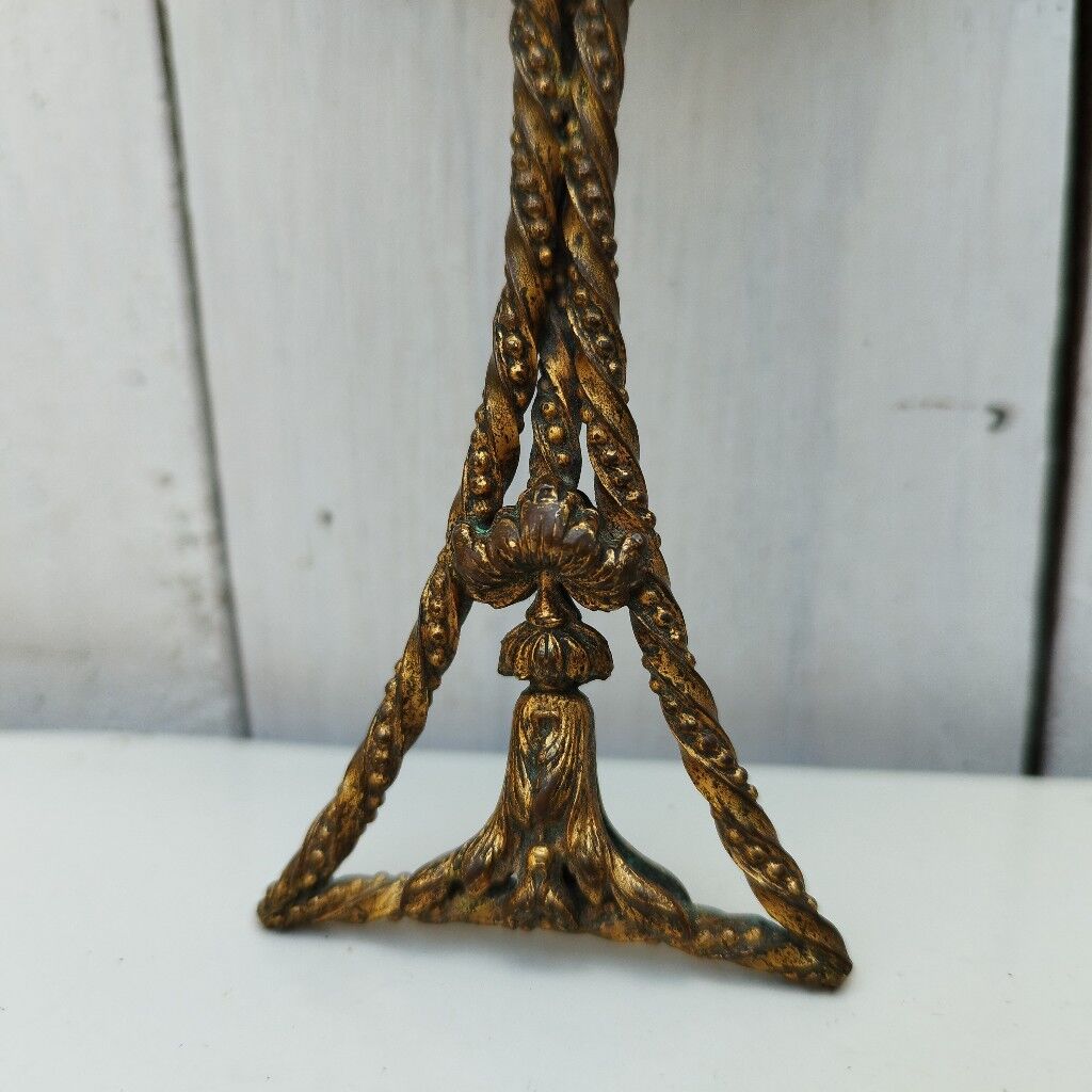 Mirror face to hand gilded bronze knot ribbon