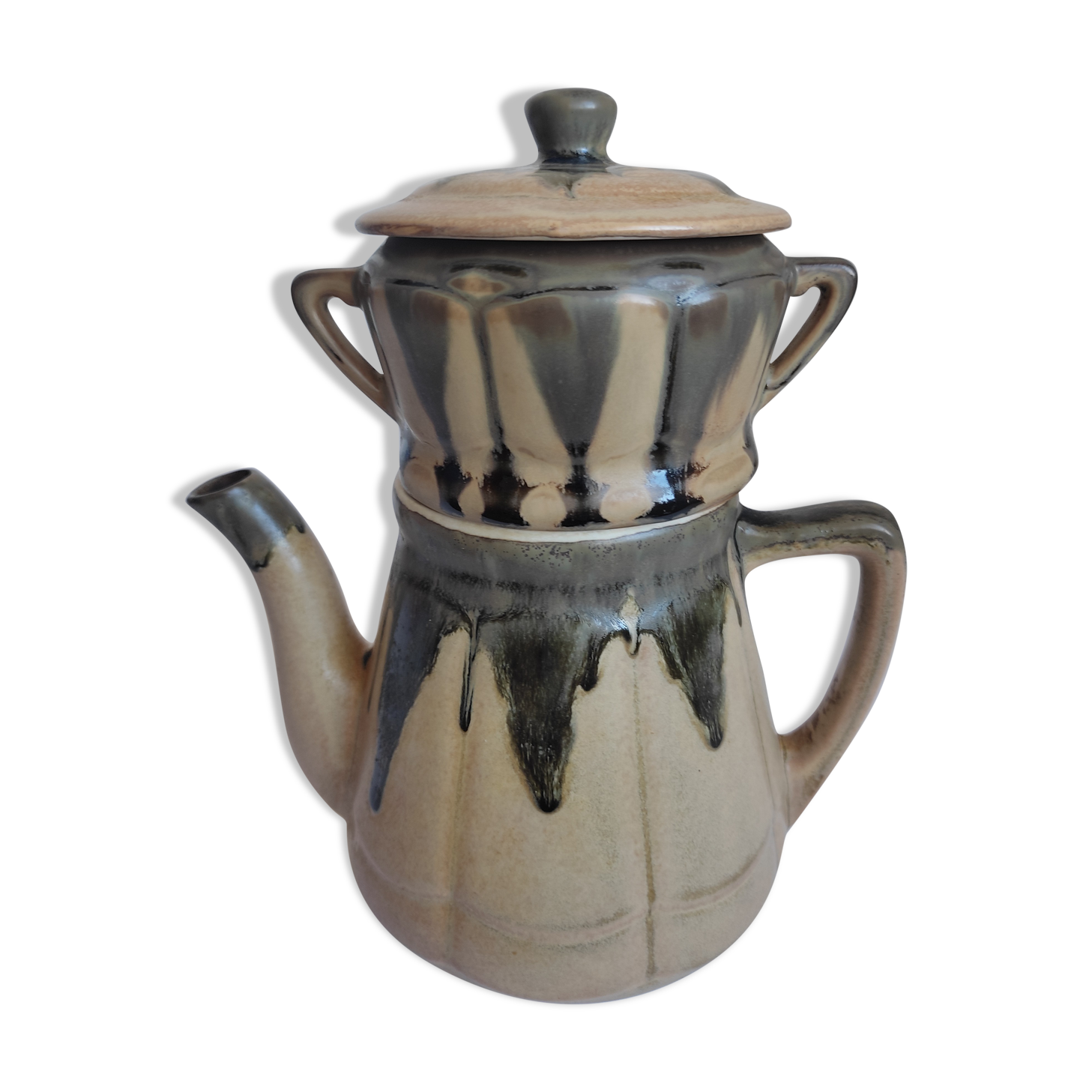 Glazed earth coffee maker