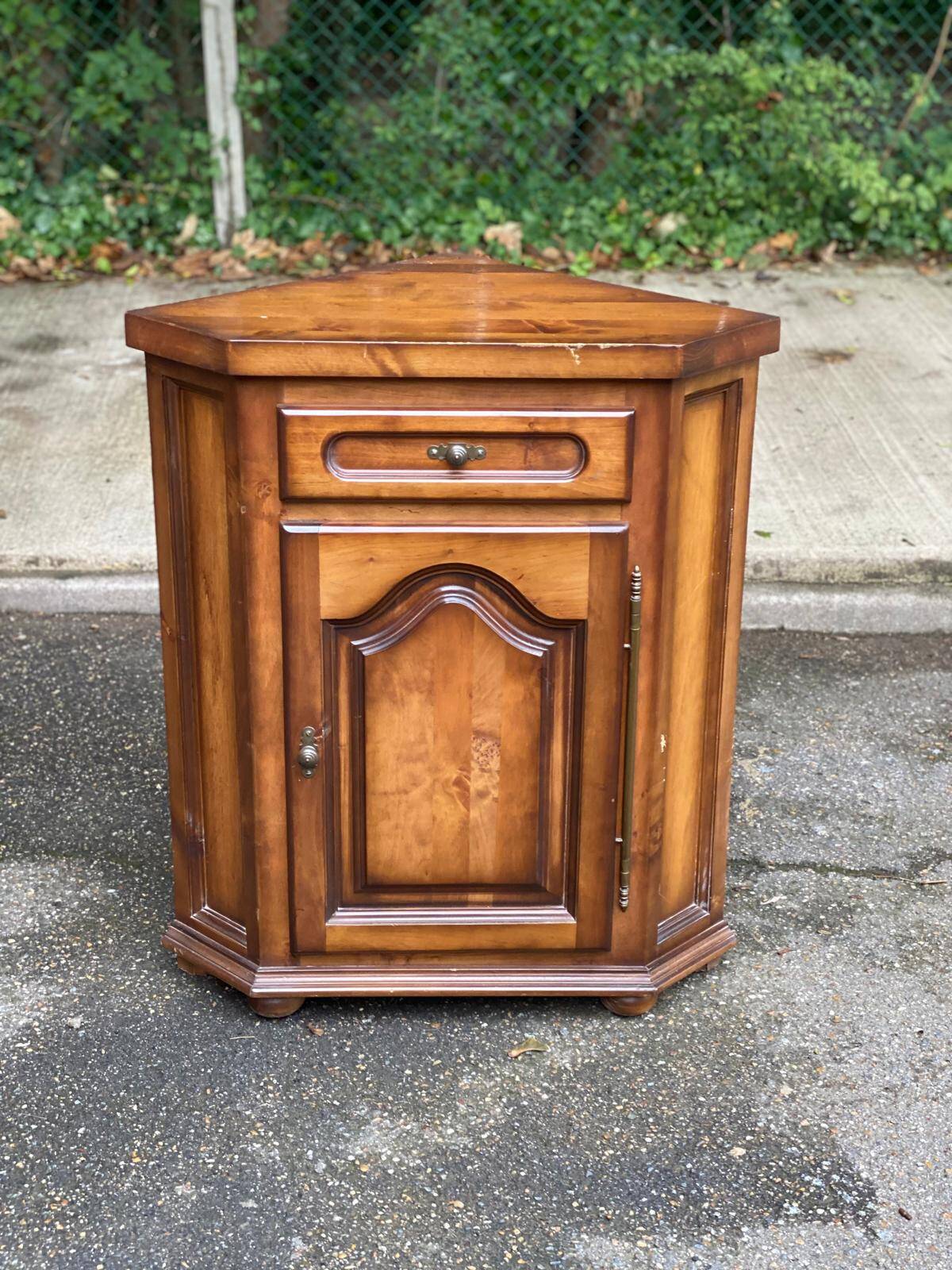 English wooden sideboard solid wood corner TV cabinet