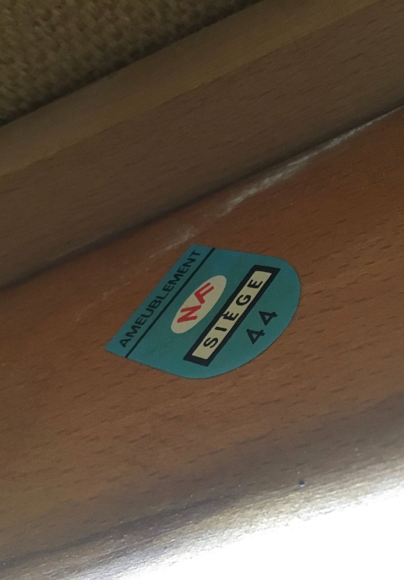 Set of 6 Scandinavian-style chairs stamped NF Seat 44 - 1960