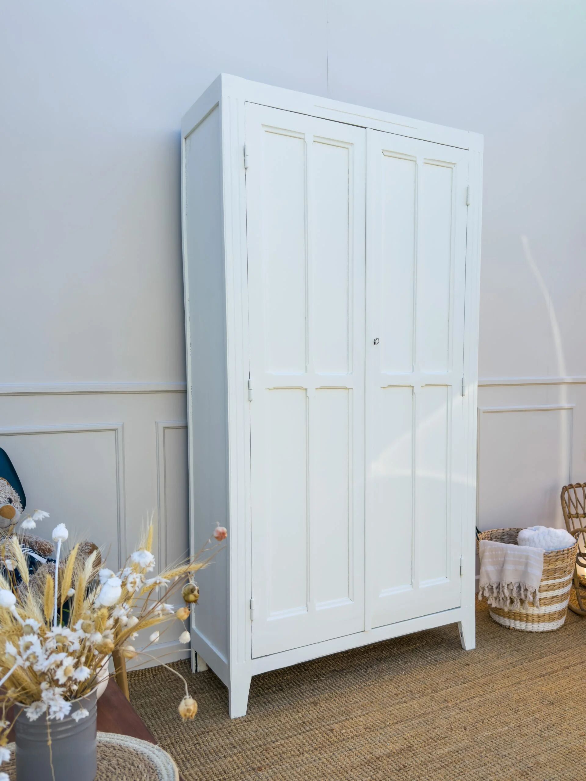 Armoire parisienne