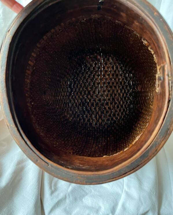 Early 20th century Chinese grain basket made of woven willow