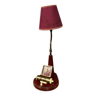 Multi-function desk lamp in burgundy leather