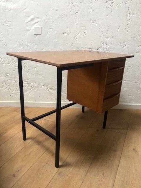 Children's desk 60s