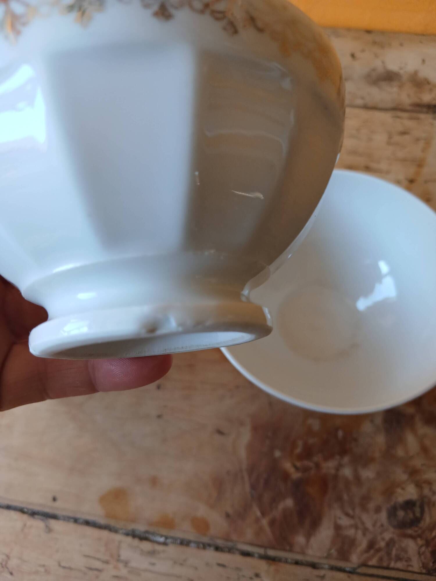 Set of 3 white and gold antique bowls - porcelain cups
