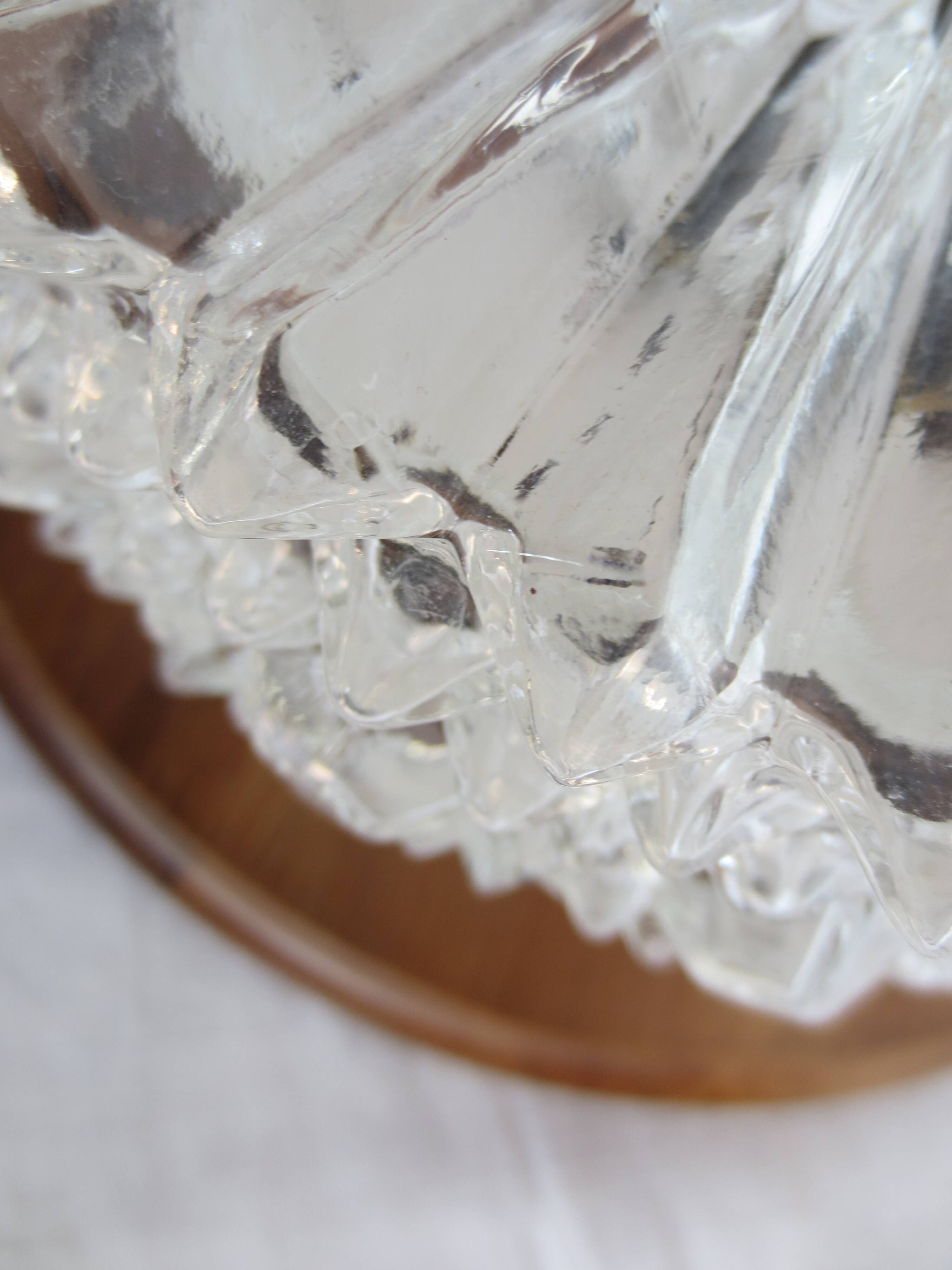 Plafonnier, applique murale ronde en verre taillé sur socle en bois