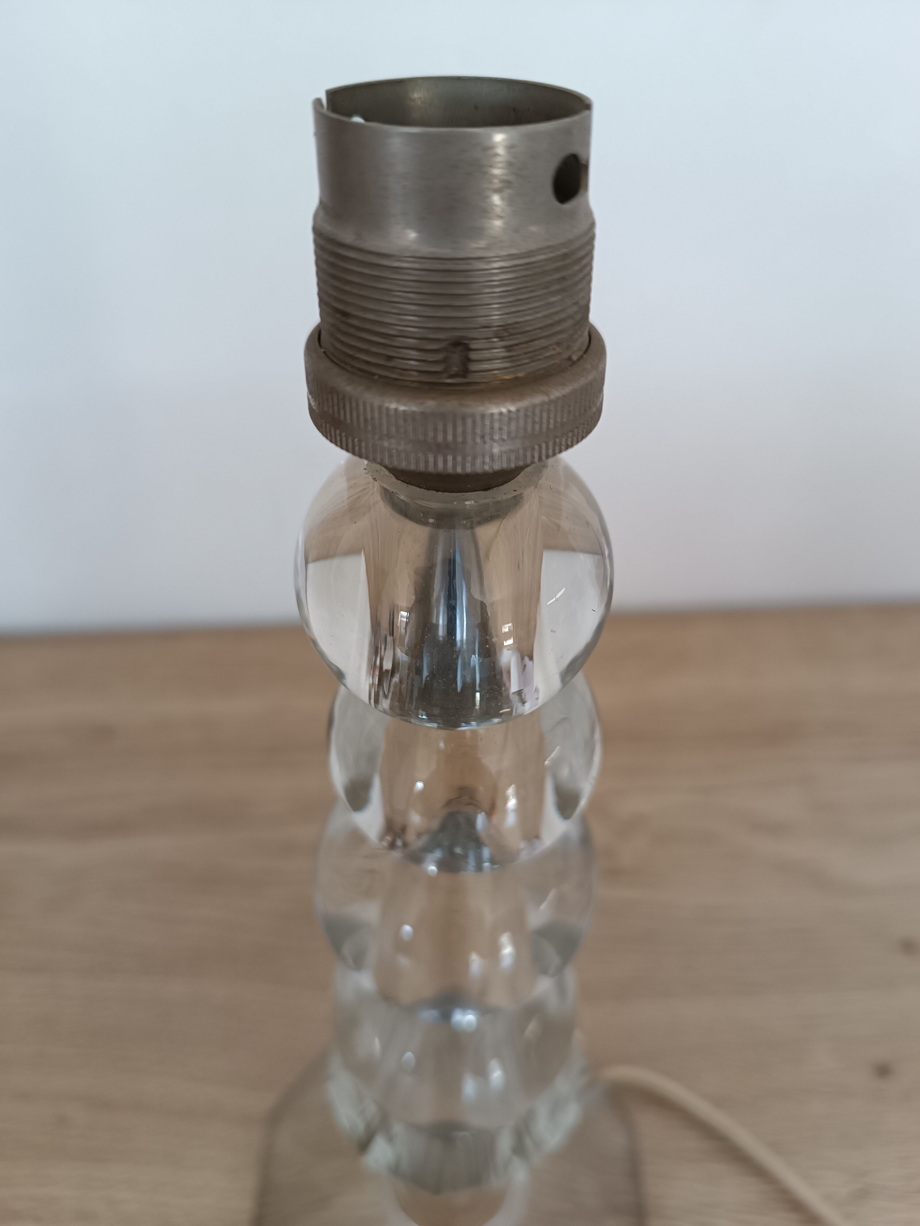 Pied de lampe boule de verre