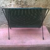 Magazine holder