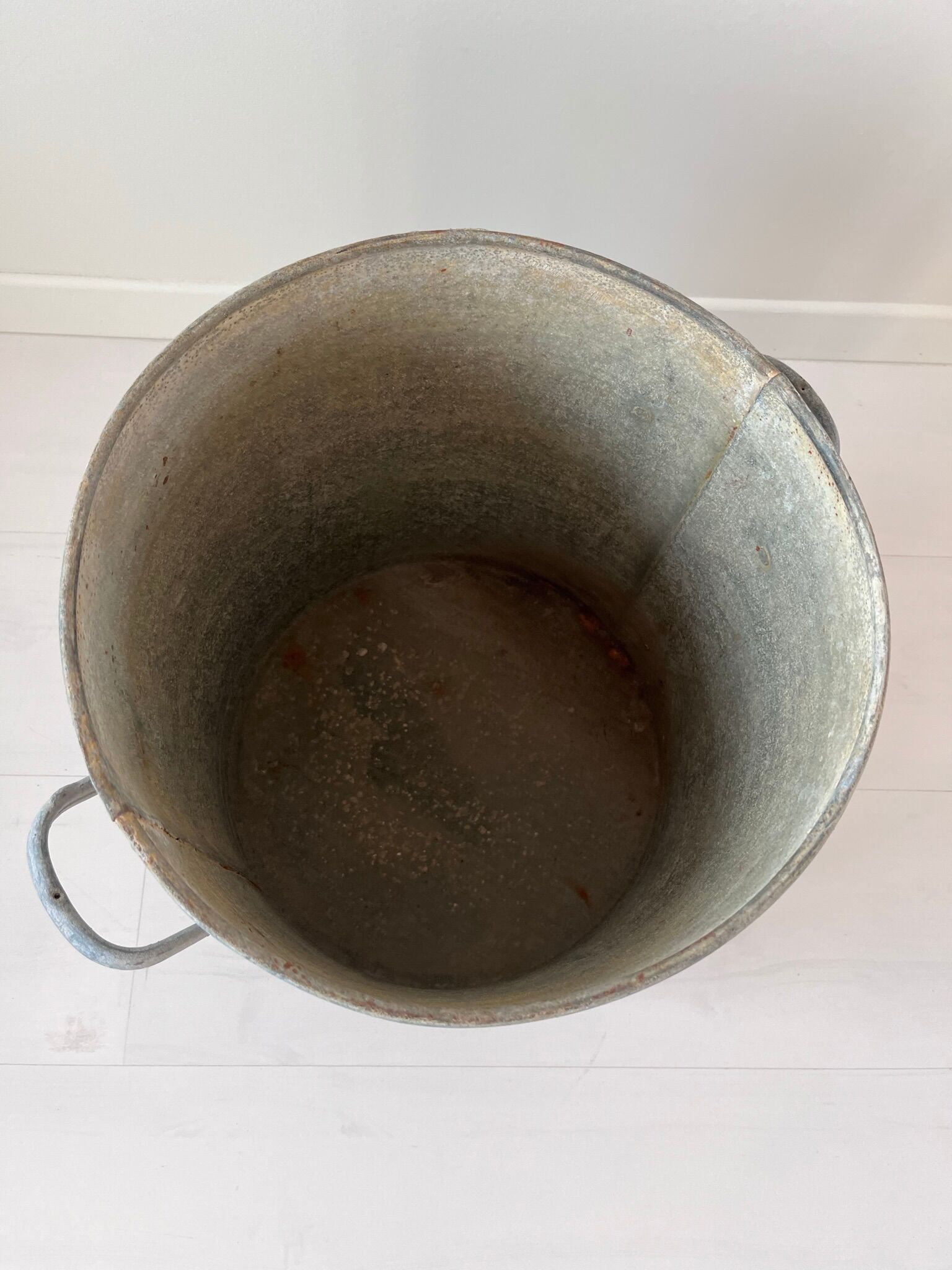 Zinc washing machine