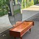 Coiffeuse scandinave en bois des années 50 avec miroir triptyque