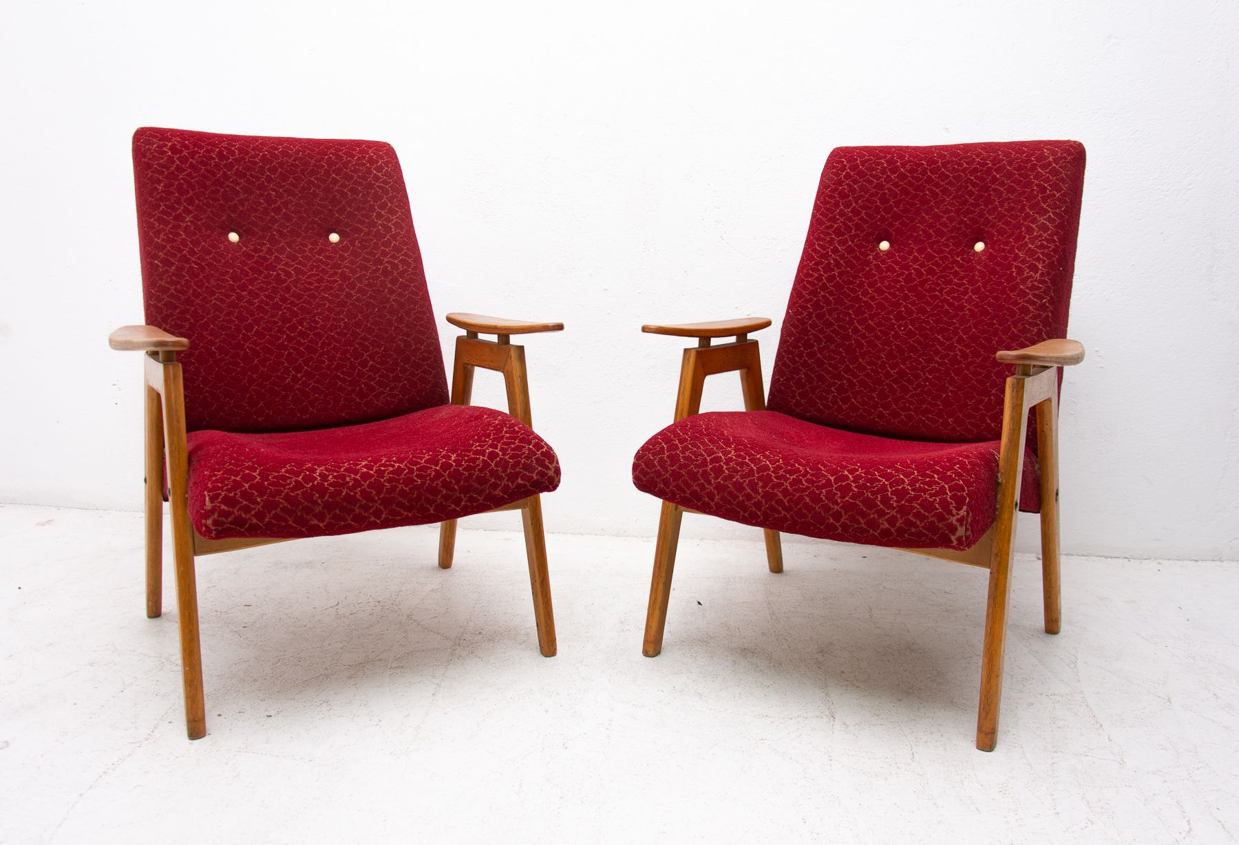 Pair of armchairs by Jaroslav Šmídek for UP závody, 1960´s