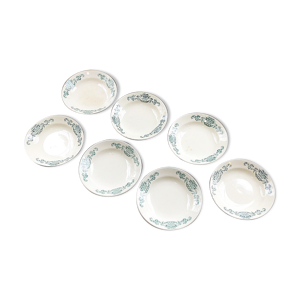 set de 7 assiettes Lutèce