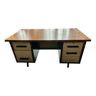 Industrial desk with wooden and metal drawers