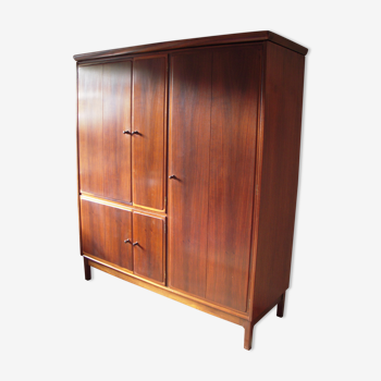 Wardrobe in teak