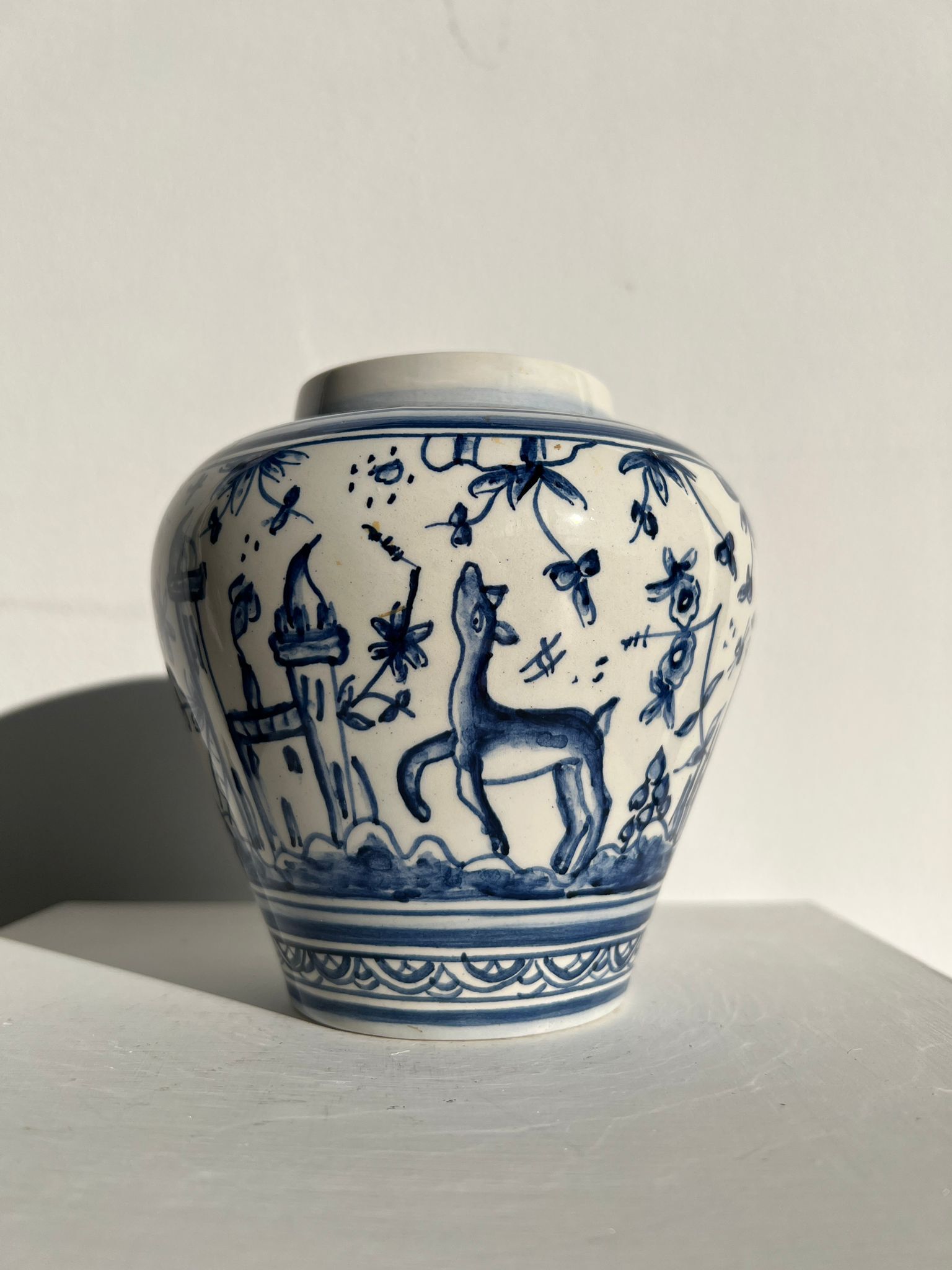 Blue and white Portuguese handmade vase with stylized pastoral pattern H:12,5cm