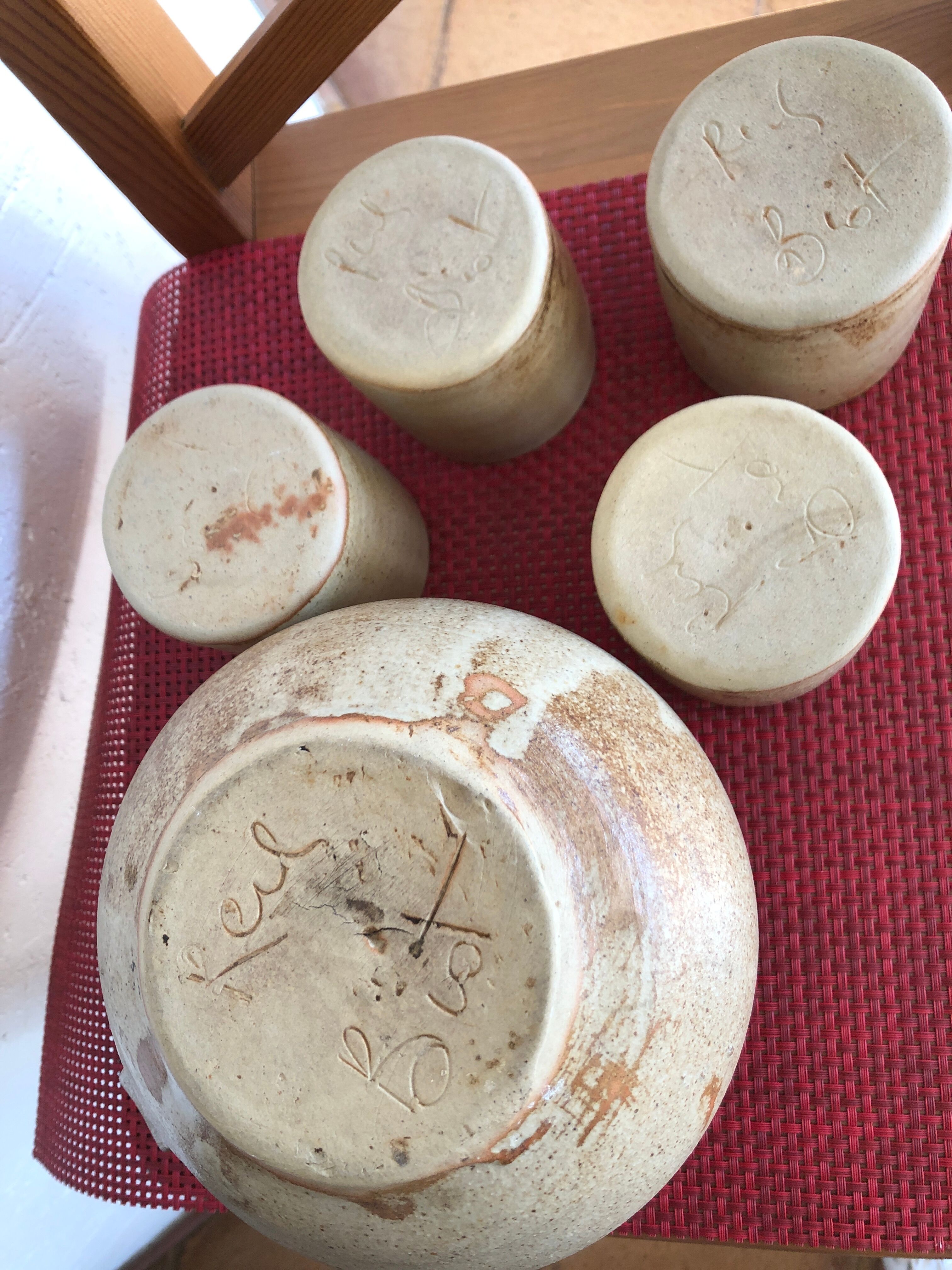 Biot fruit juice service in sandstone