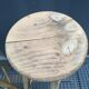 Duo de sellettes en bois brut