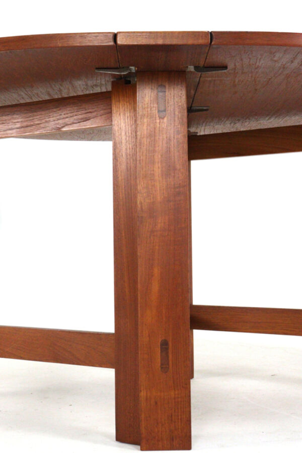 Table de salle à manger pliante en teck danois « Skovlund » - style moderne du milieu du siècle