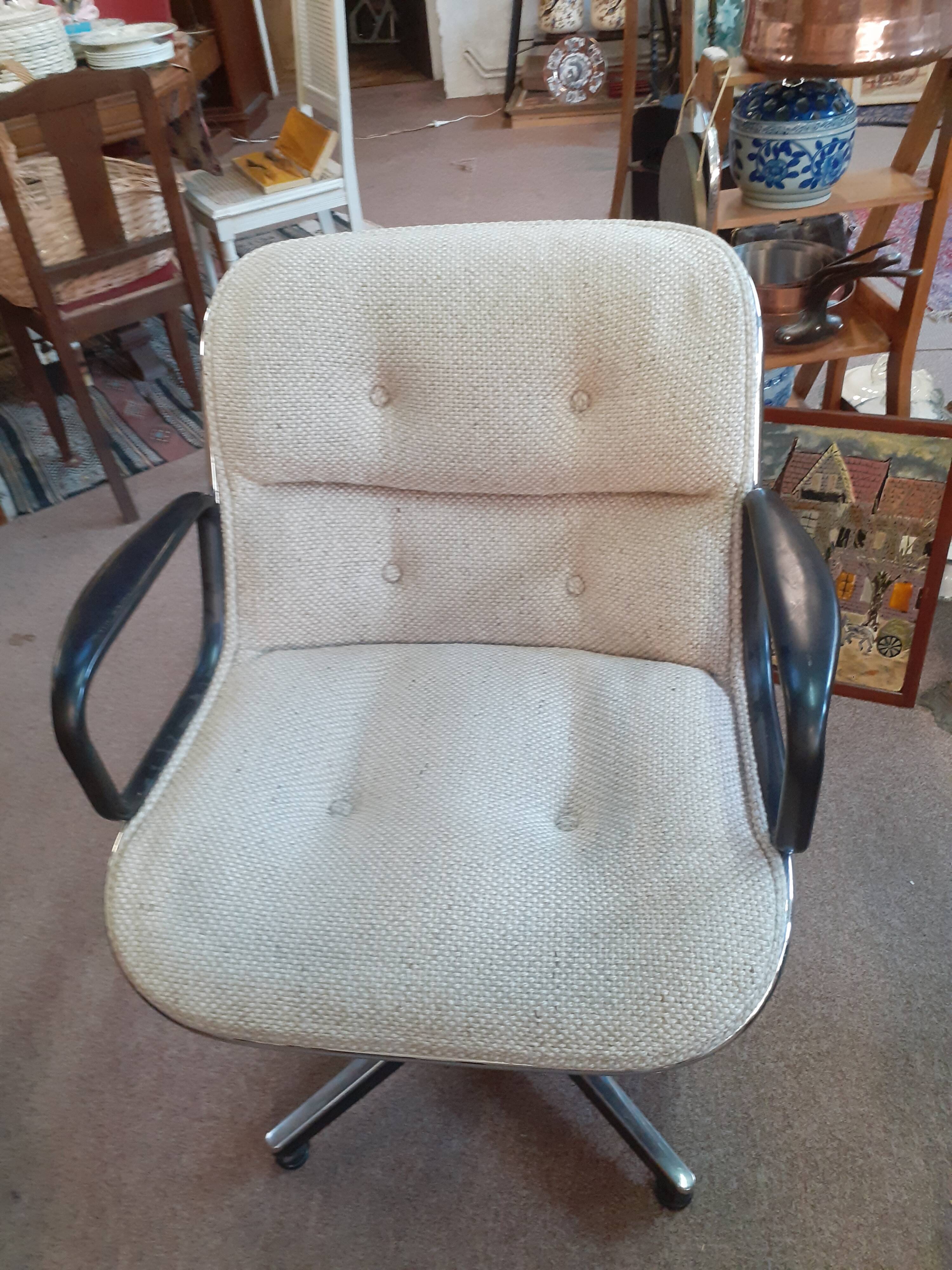 Set of 6 chairs Charles Pollock international editor Knoll