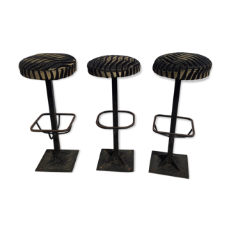 3 tabourets de bar en metal noir assise tissus