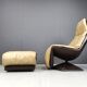 Chaise pivotante vintage en cuir avec ottoman, années 1970