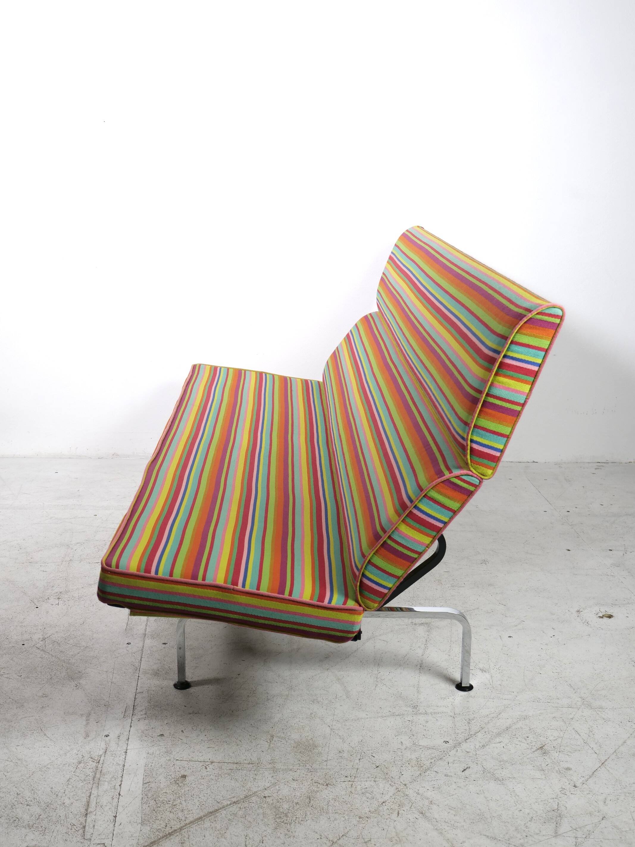 Compact sofa Eames Vitra Alexander Girard Miller stripe fabric