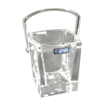 Seau à glaçons en cristal de Sèvres signé