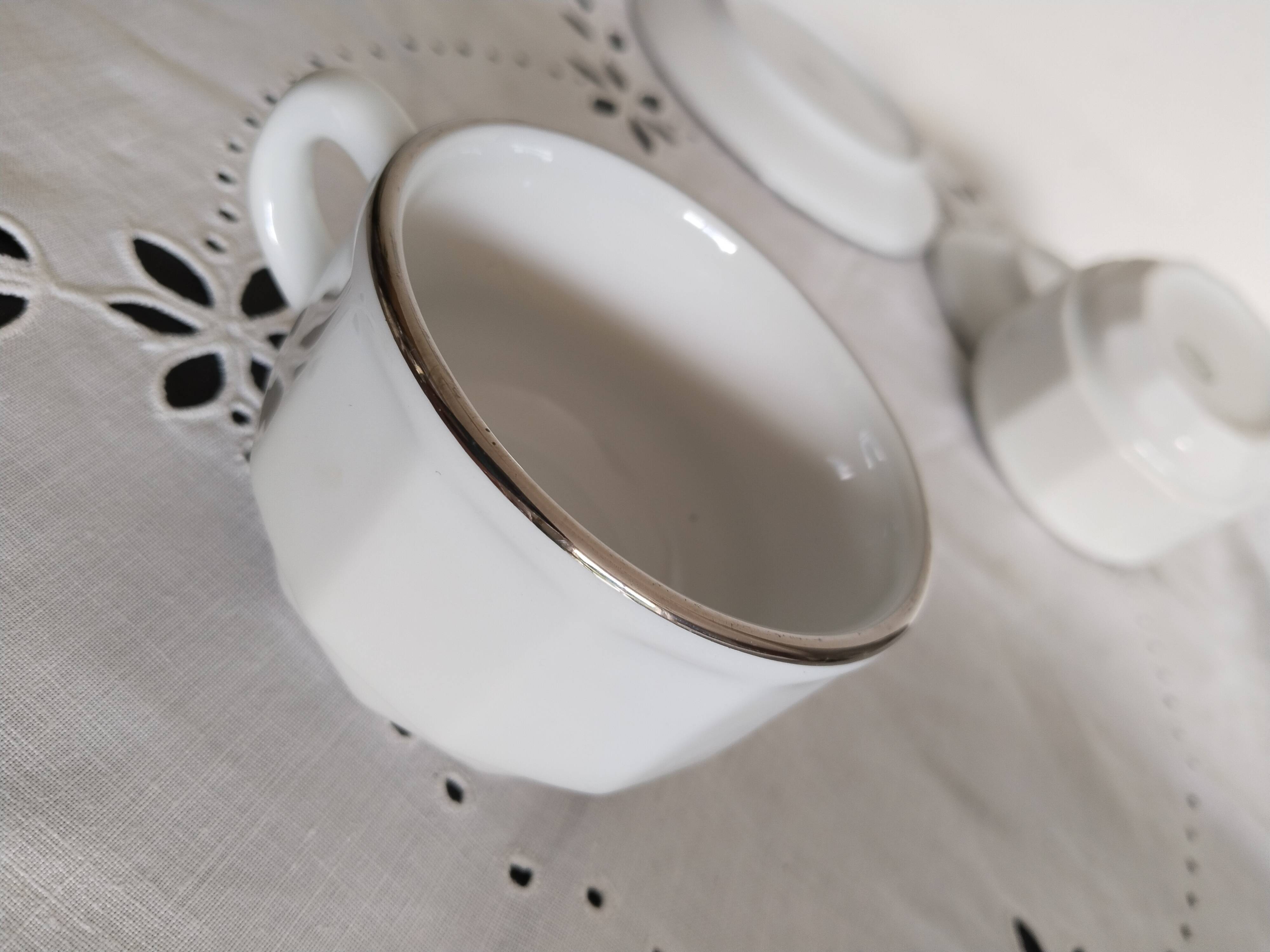 Apilco white and silver bistro cups