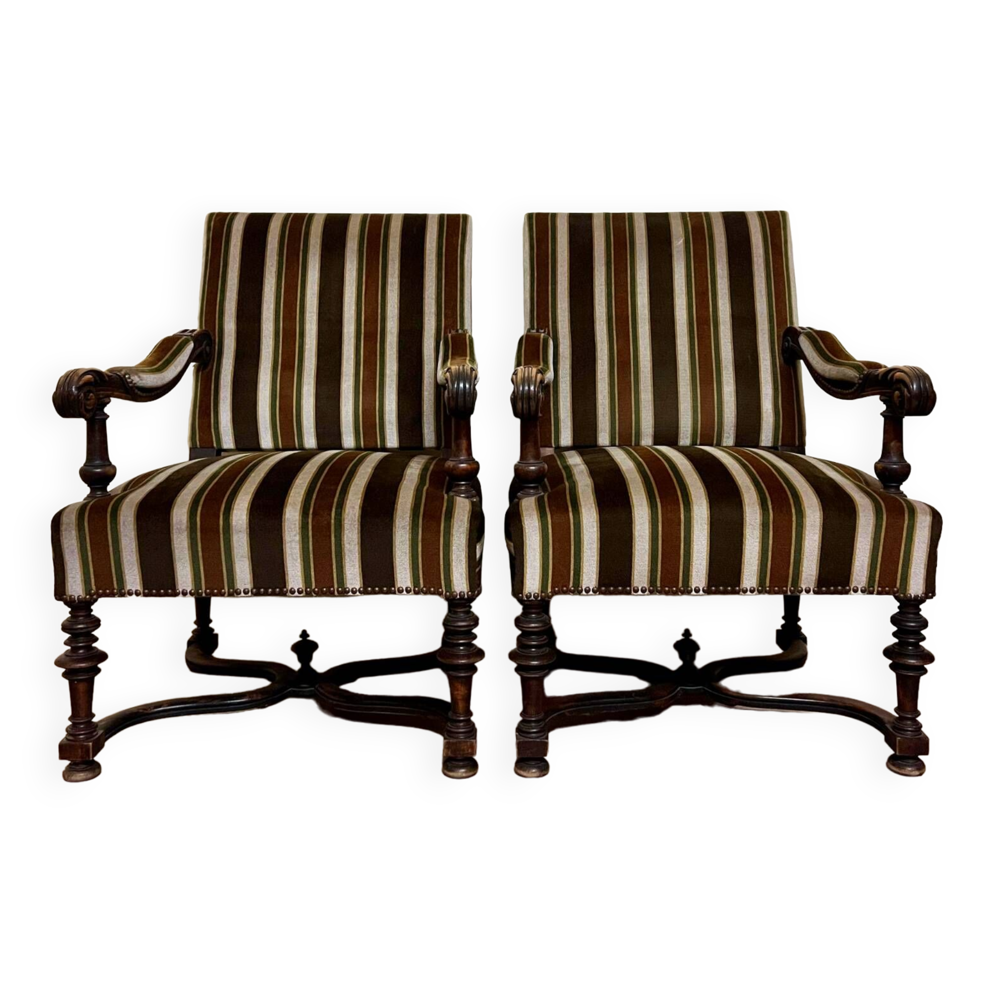 Large pair of Louis XIV style armchairs in walnut