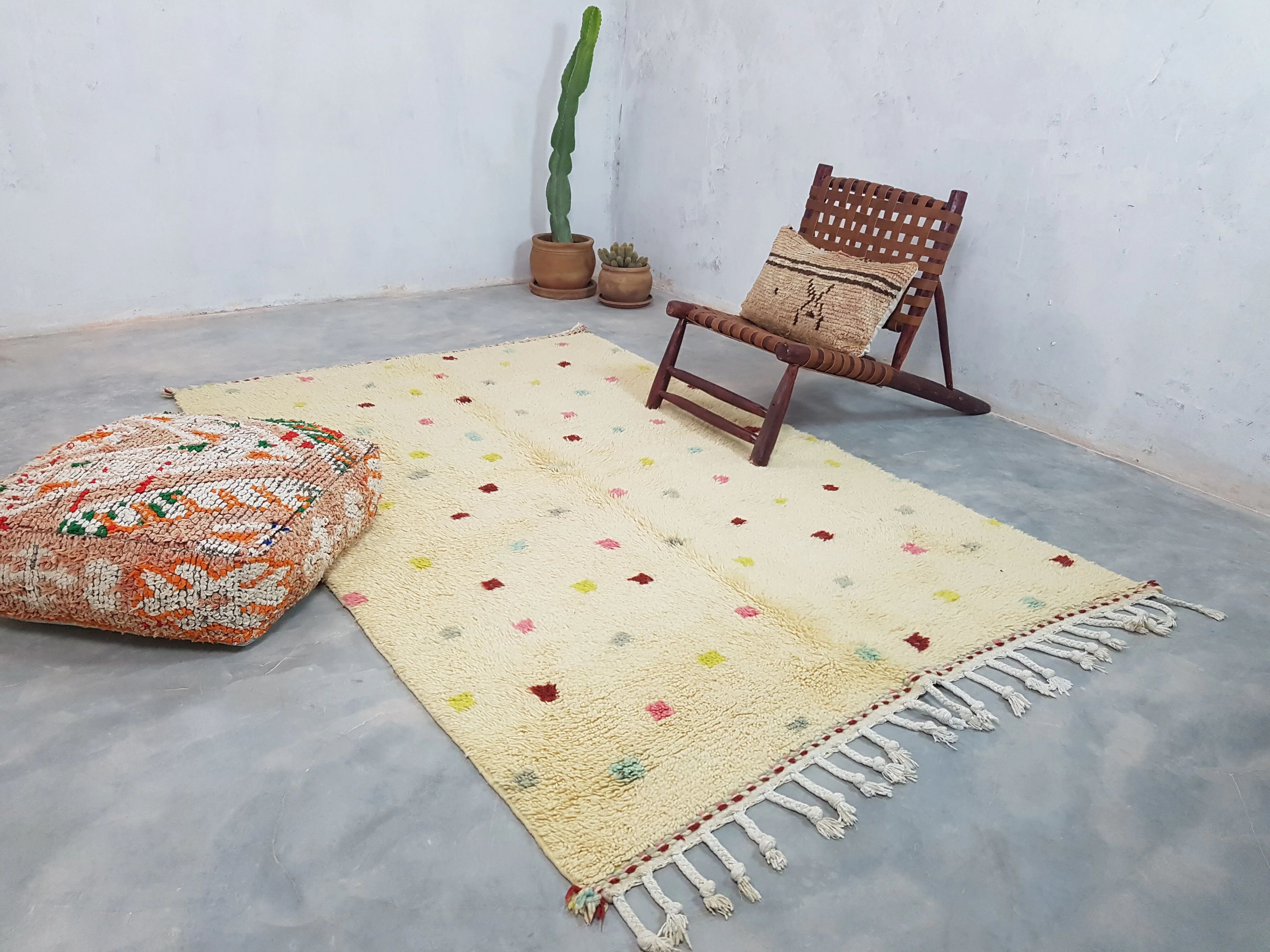 Handmade Azilal rug, 230 x 150 cm, AZ-118