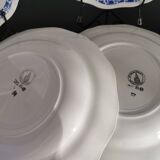 4 soup plates white background, blue decor l'Amandinoise 2586