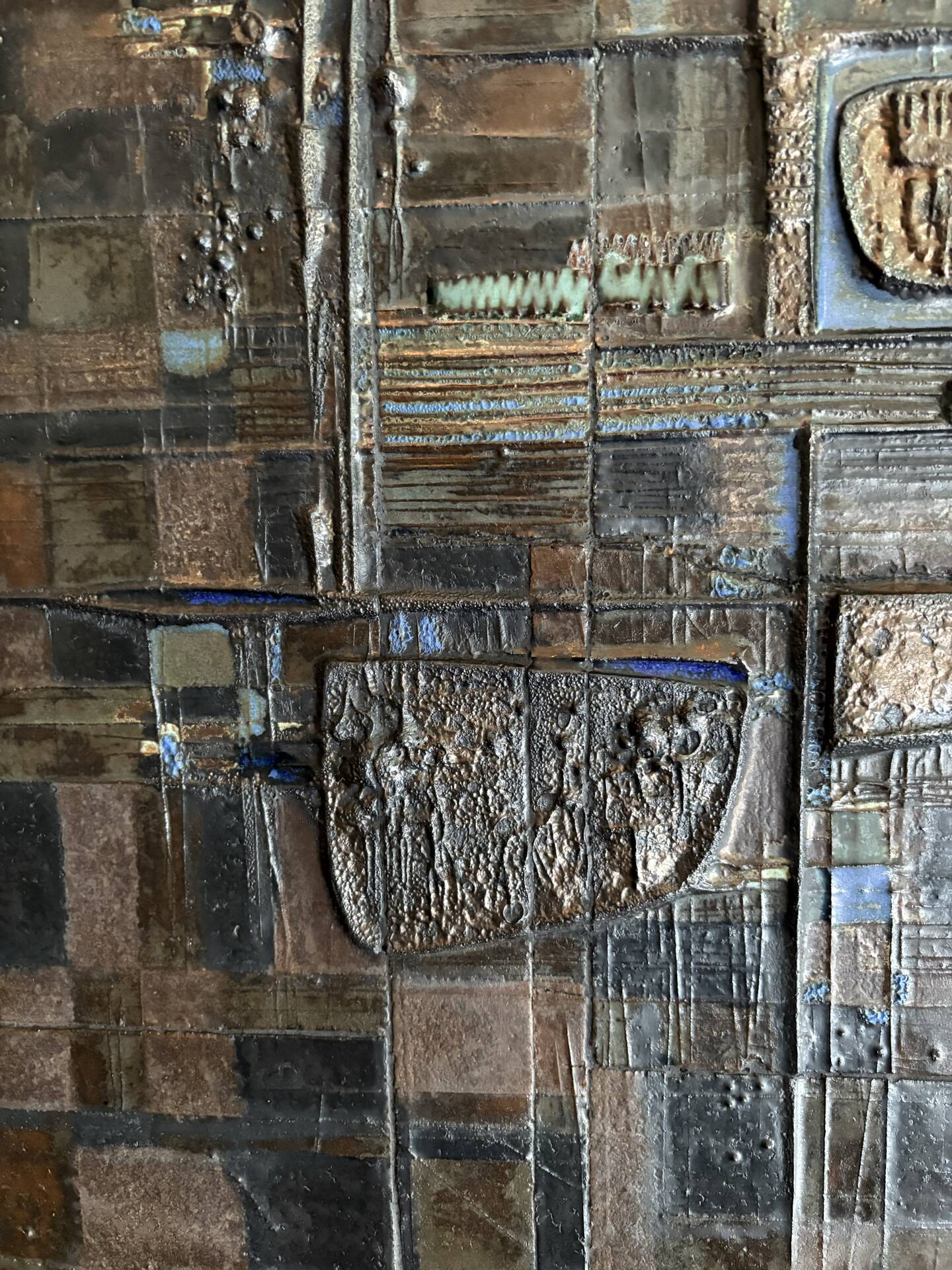 Brutalist Ceramic reliëf panel