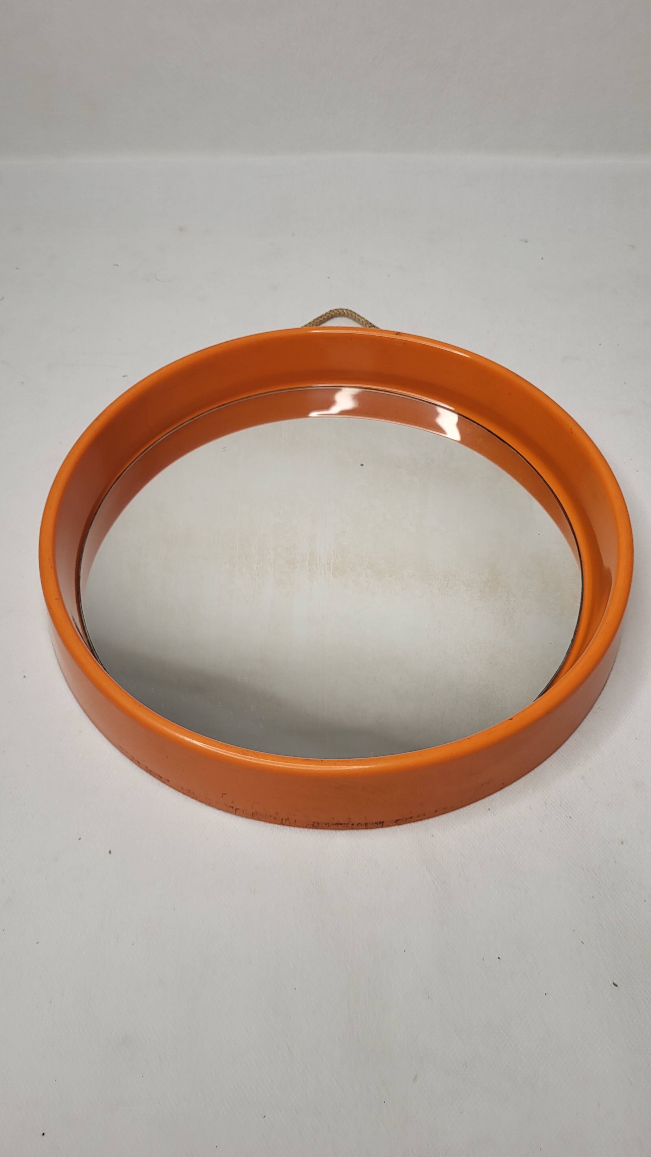Vintage round mirror 70s / orange plastic