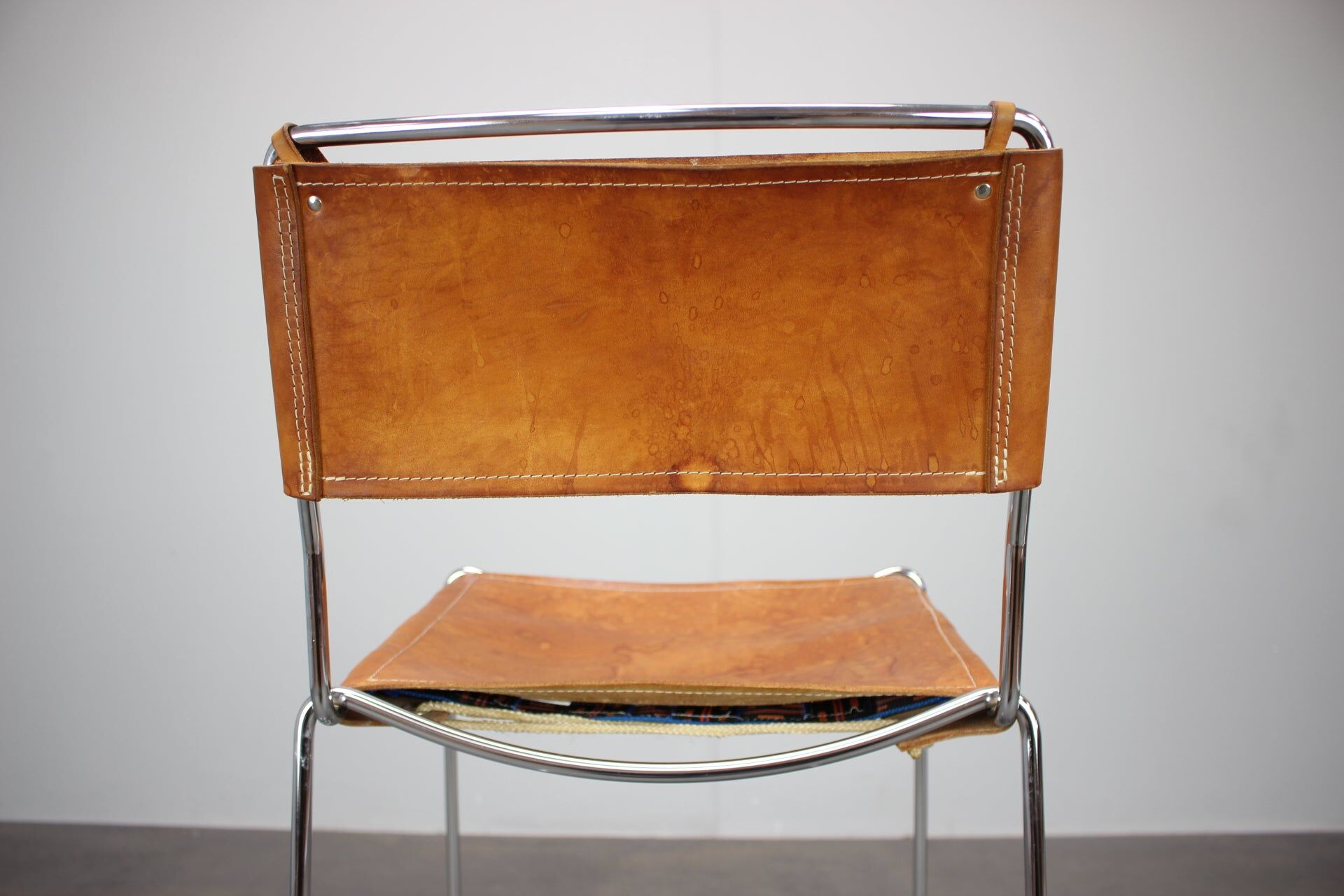 Leather stool by Giandomenico Belotti for Alias, Italy, 1970s.