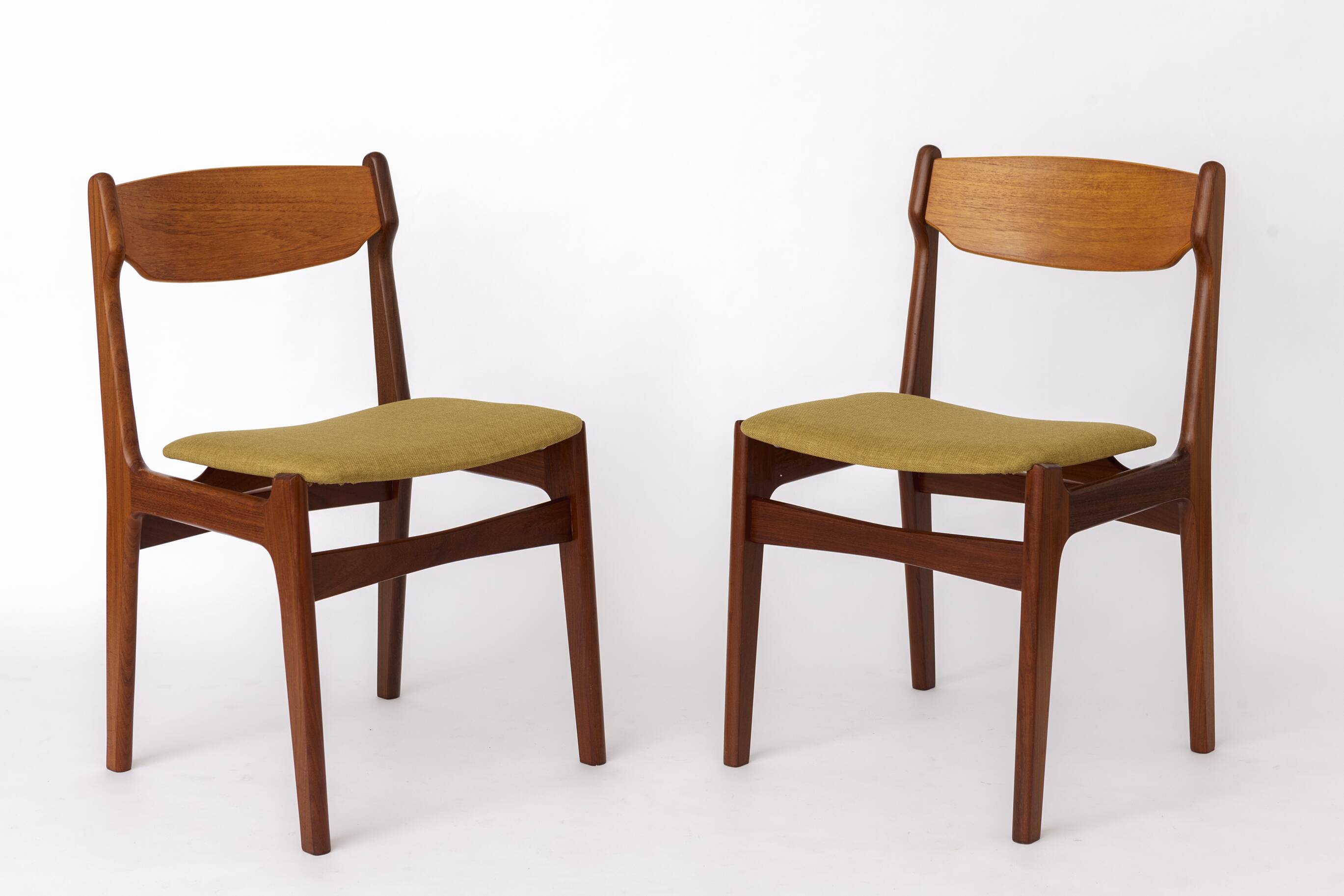 Set of 4 Teak Dining Chairs in the Style of Erik Buch, Mid-Century, 1960s