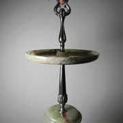 Rare display stand in green onyx and silver-plated metal, Italy, vintage 1935-1955.