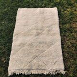 White Berber Carpet (105 x 155)