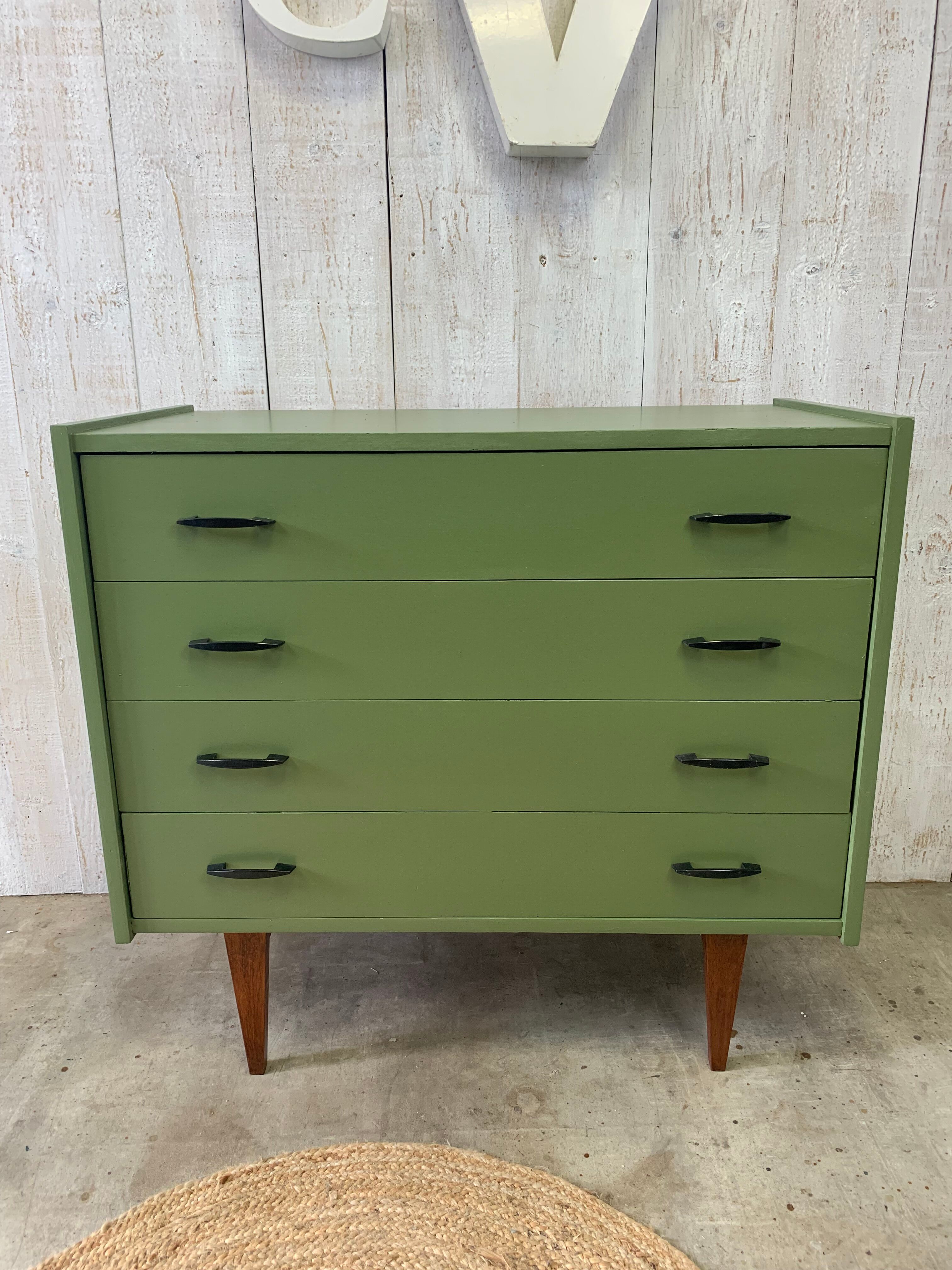 Chest of drawers from the 50s