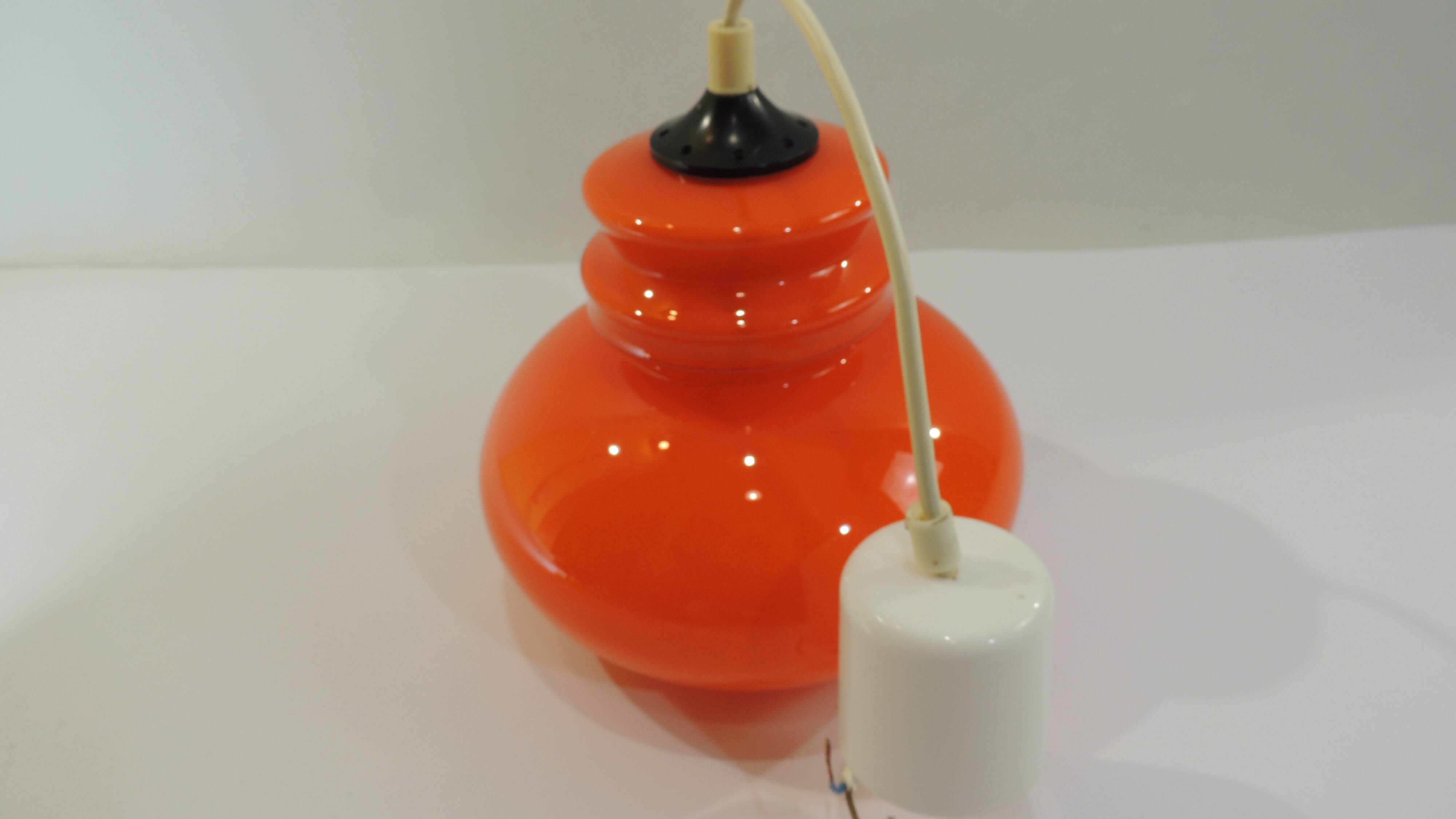 Vintage pendant light in Orange opaline/space era/vintage