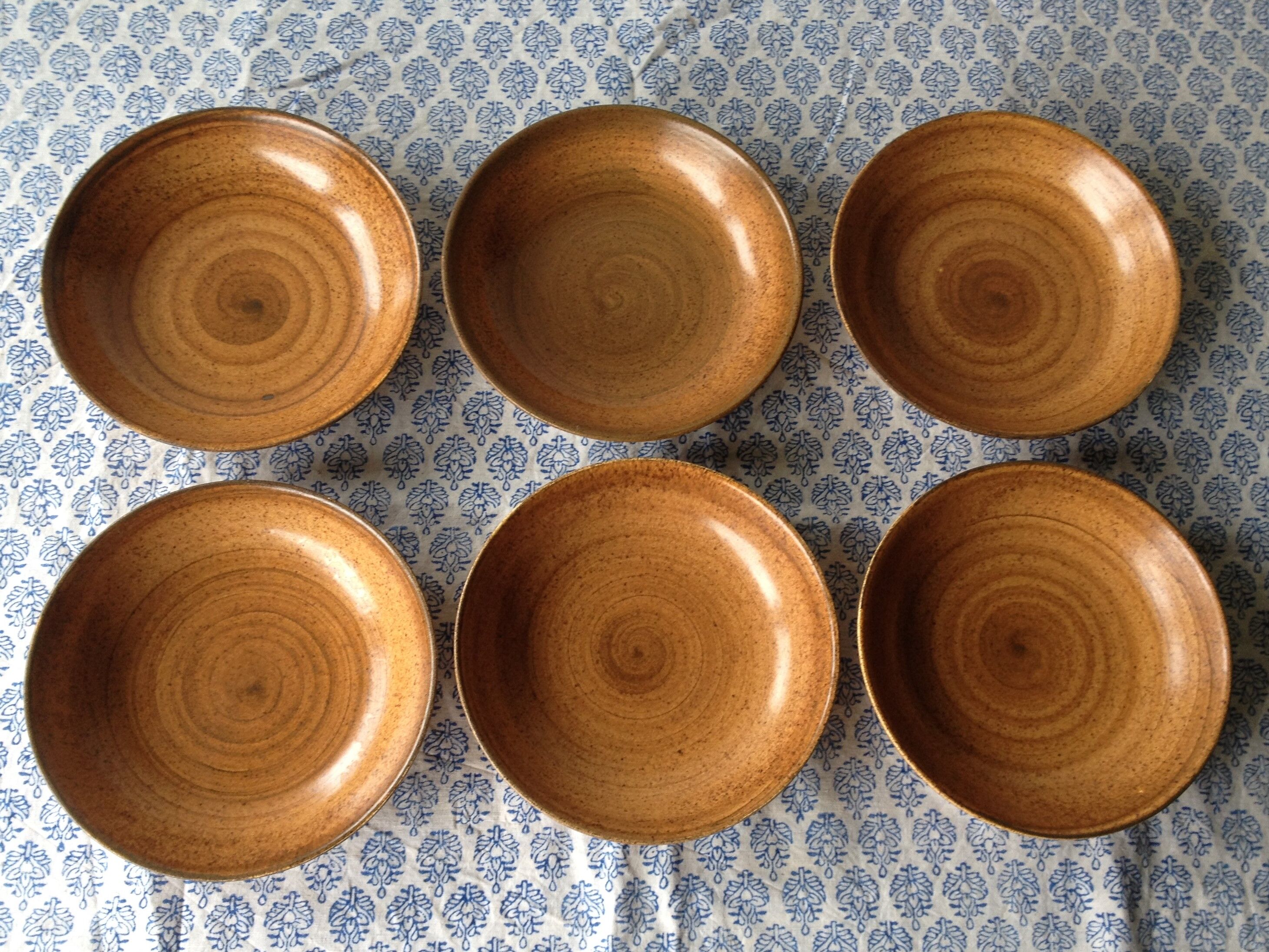 Lot of 6 soup plates in stoneware, pottery longchamp